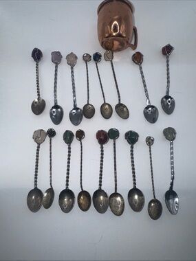 VTG Set Of 17  Wire Wrapped Semi Precious Stone Demitasse  Spoons Twisted Handle